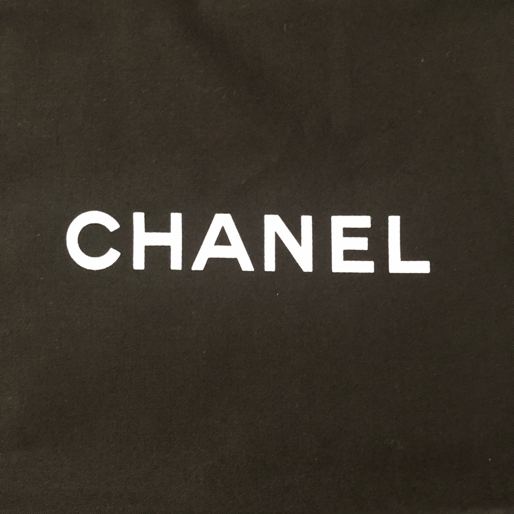 SALE❗️Authentic Chanel Dust Bag - Picture 3 of 5